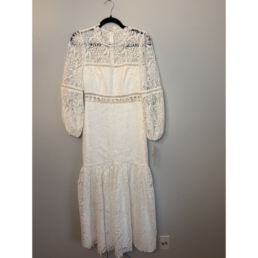 Monique Lhuillier White Lace Maxi Dress